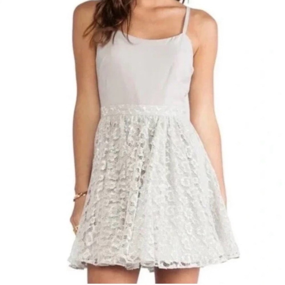 Alice + Olivia Hilta Sleeveless Gray Swing Party Dress Lace Skirt Women's 8